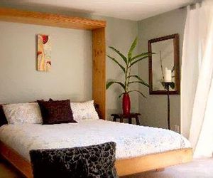 Zenyard Guest House Phoenix United States