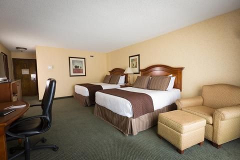 Photo of Red Lion Inn & Suites McMinnville
