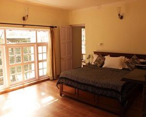 Bhikampur Lodge Nainital India