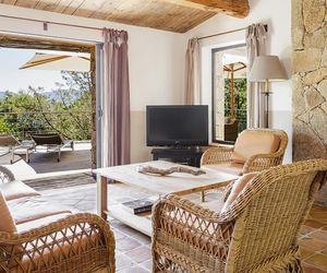 SQUAREBREAK   HIDDEN JEWEL WITH A SECRET BEACH Propriano France