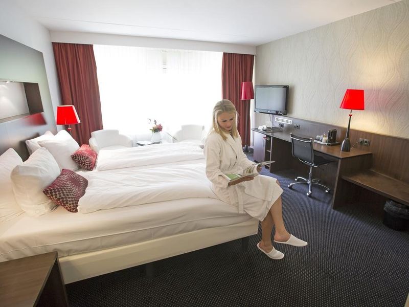 Hotel Photo 1