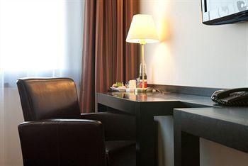 Hotel Photo 12