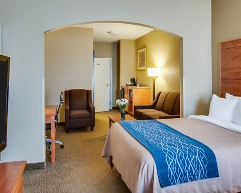 Photo of Comfort Inn & Suites El Dorado