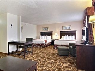Фото отеля Holiday Inn Express Hotel & Suites Hobbs, an IHG Hotel