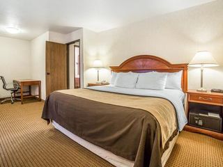Hotel pic Quality Inn & Suites - University