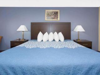 Фото отеля Days Inn by Wyndham North Platte