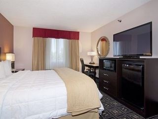Фото отеля Quality Inn & Suites