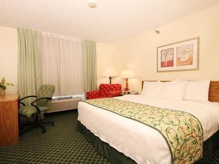 Hotel pic AmericInn by Wyndham Moline Airport Quad Cities