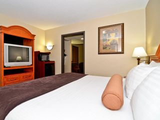 Hotel pic Revel Hotel Minot, SureStay Collection by Best Western