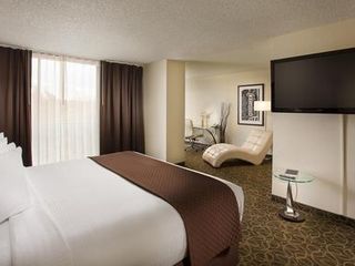 Фото отеля Red Lion Inn & Suites Olympia, Governor Hotel