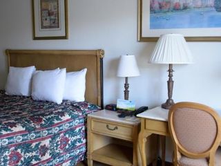 Hotel pic Days Inn by Wyndham Owensboro