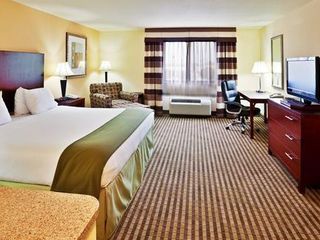 Фото отеля Holiday Inn Express Ponca City, an IHG Hotel