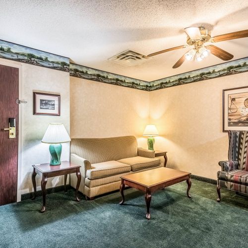 Photo of Quality Inn & Suites Mountain Home North