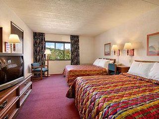 Hotel pic Days Inn by Wyndham New Stanton PA