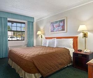 Super 8 by Wyndham Austell/Six Flags Lodge West United States