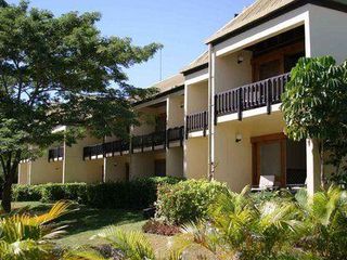 Hotel pic DoubleTree by Hilton Fiji - Sonaisali Island