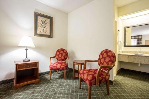 Photo of Clarion Inn & Suites Aiken