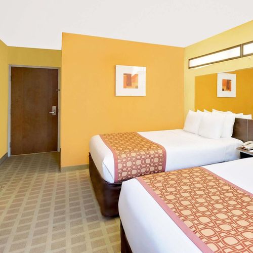 Photo of Microtel Inn & Suites by Wyndham Princeton
