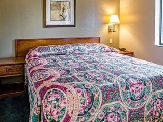 Hotel pic Econo Lodge Olathe - Kansas City