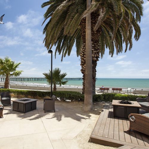 Photo of Crowne Plaza Hotel Ventura Beach, an IHG Hotel