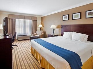 Hotel pic Holiday Inn Express Hotel & Suites Byron, an IHG Hotel