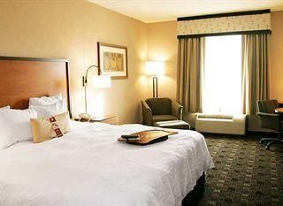 Фото отеля Hampton Inn and Suites Indianapolis-Fishers