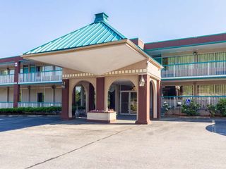 Hotel pic Motel 6-Groton, CT
