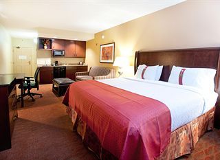 Фото отеля Holiday Inn Hotel & Suites Council Bluffs, an IHG Hotel