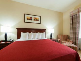 Фото отеля Country Inn & Suites by Radisson, Crestview, FL