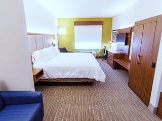 Фото отеля Holiday Inn Express Hotel & Suites Crestview South I-10, an IHG Hotel