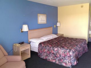 Hotel pic Key West Inn - Boaz