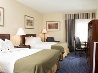 Фото отеля Holiday Inn Express Hershey-Harrisburg Area, an IHG Hotel