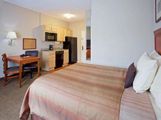 Hotel pic Candlewood Suites Bordentown-Trenton, an IHG Hotel