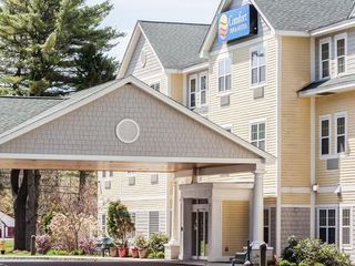 Hotel pic Comfort Inn & Suites Scarborough