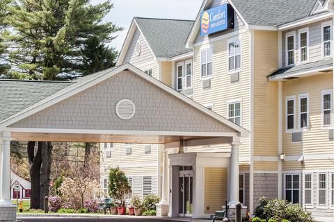 Photo of Comfort Inn & Suites Scarborough