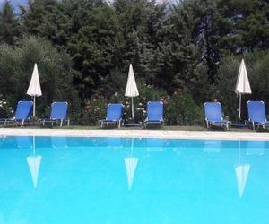 Lemontree Apartments Kassiopi Greece