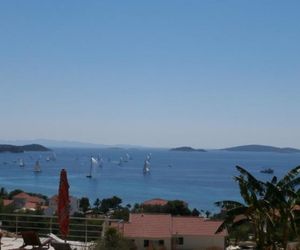 Apartments Villa Karmen Orebic Croatia
