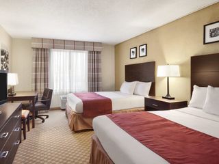 Фото отеля Country Inn & Suites by Radisson, Coon Rapids, MN