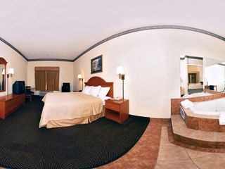 Фото отеля Holiday Inn Express & Suites Sweetwater, an IHG Hotel