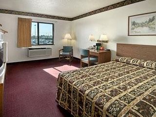 Hotel pic Super 8 by Wyndham Campbellsville KY