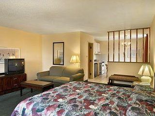 Hotel pic Days Inn by Wyndham Easley West Of Greenville/Clemson Area