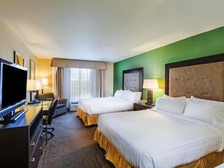 Фото отеля Holiday Inn Express Hotel & Suites Eagle Pass, an IHG Hotel