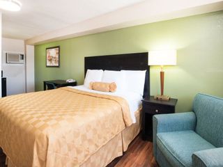 Hotel pic Executive Inn & Kitchenette Suites-Eagle Pass