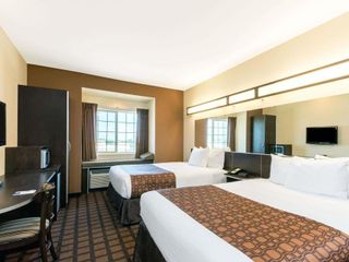 Фото отеля Microtel Inn and Suites Eagle Pass