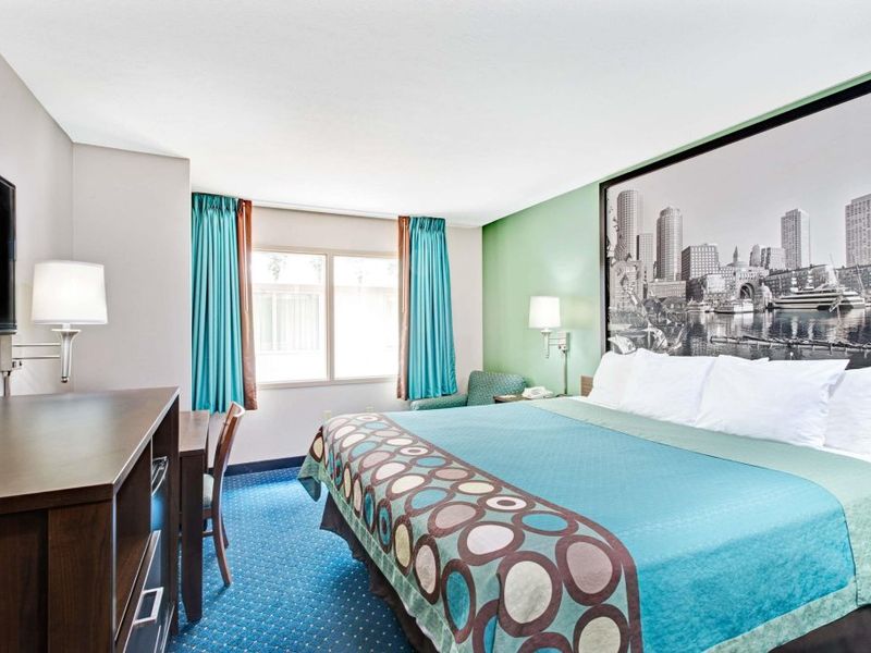 Hotel Photo 1