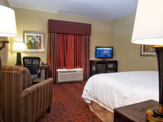 Фото отеля Hampton Inn & Suites Elk City