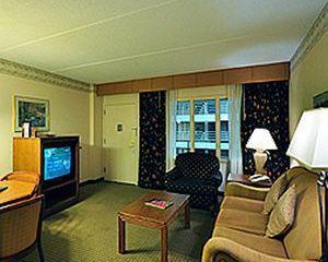 Hotel pic Embassy Suites by Hilton Milwaukee Brookfield