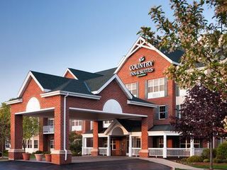 Фото отеля Country Inn & Suites by Radisson, Milwaukee West (Brookfield), WI