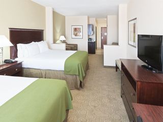 Hotel pic Holiday Inn Express Hotel & Suites Brownfield