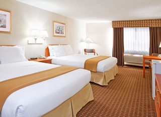 Фото отеля Holiday Inn Express Hotel & Suites Bucyrus, an IHG Hotel